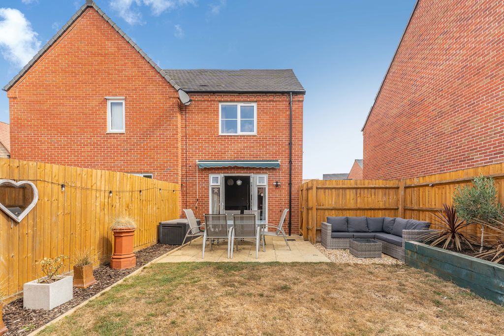 Skylark Road Bodicote